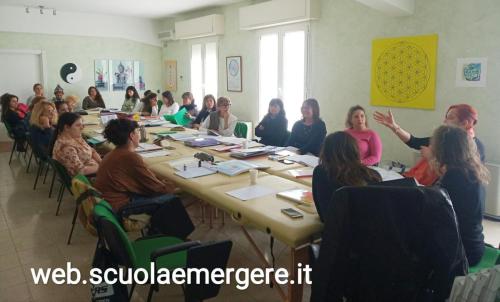 scuola naturopatia 5 leggi biologiche 2020